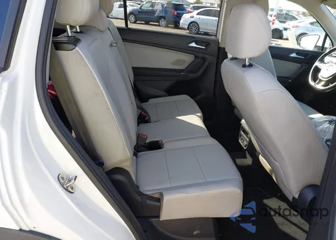 2018 Volkswagen Tiguan 2.0T Se/2.0T Sel from USA, damaged, VIN 3VV3B7AX4JM057698